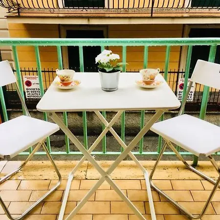 Cozy 3 Minute Walk To Sea And Center Apartamento *